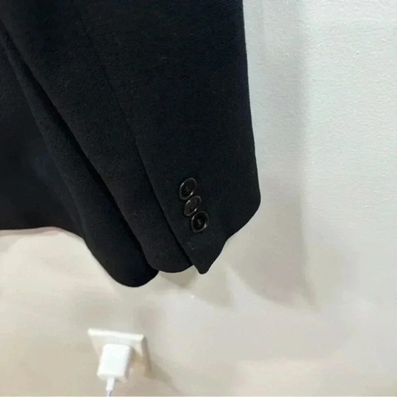 Zara women’s black blazer 6 - Picture 7 of 9
